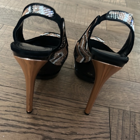 Jessica Simpson high heels - Picture 3 of 10
